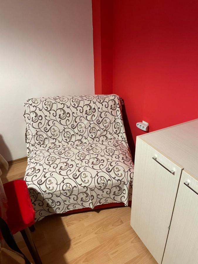 Skopje City Center Red Apartment Dış mekan fotoğraf